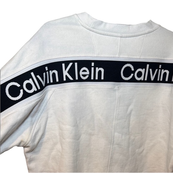 Calvin Klein White and Black Crewneck Sweatshirt Size Large - Picture 4 of 11